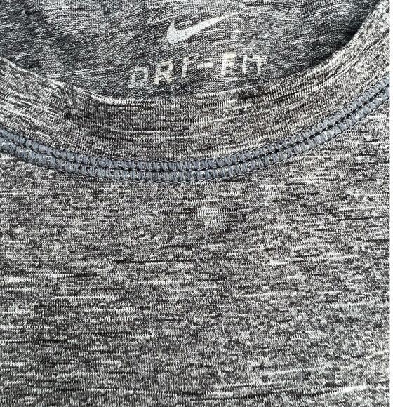 Nike Dri-Fit Short Sleeve T-Shirt - Gray - Size Medium - Picture 5 of 5